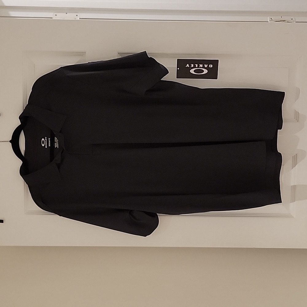 Mens Oakley polo